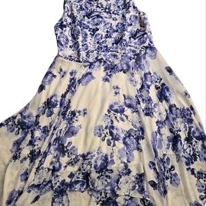 Signature (By Robbie Bee) Blue & White Floral Dress , Size 18W NWOT